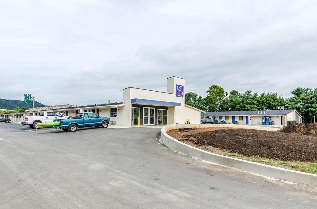 Motel 6 Troutville, Va Exteriér fotografie